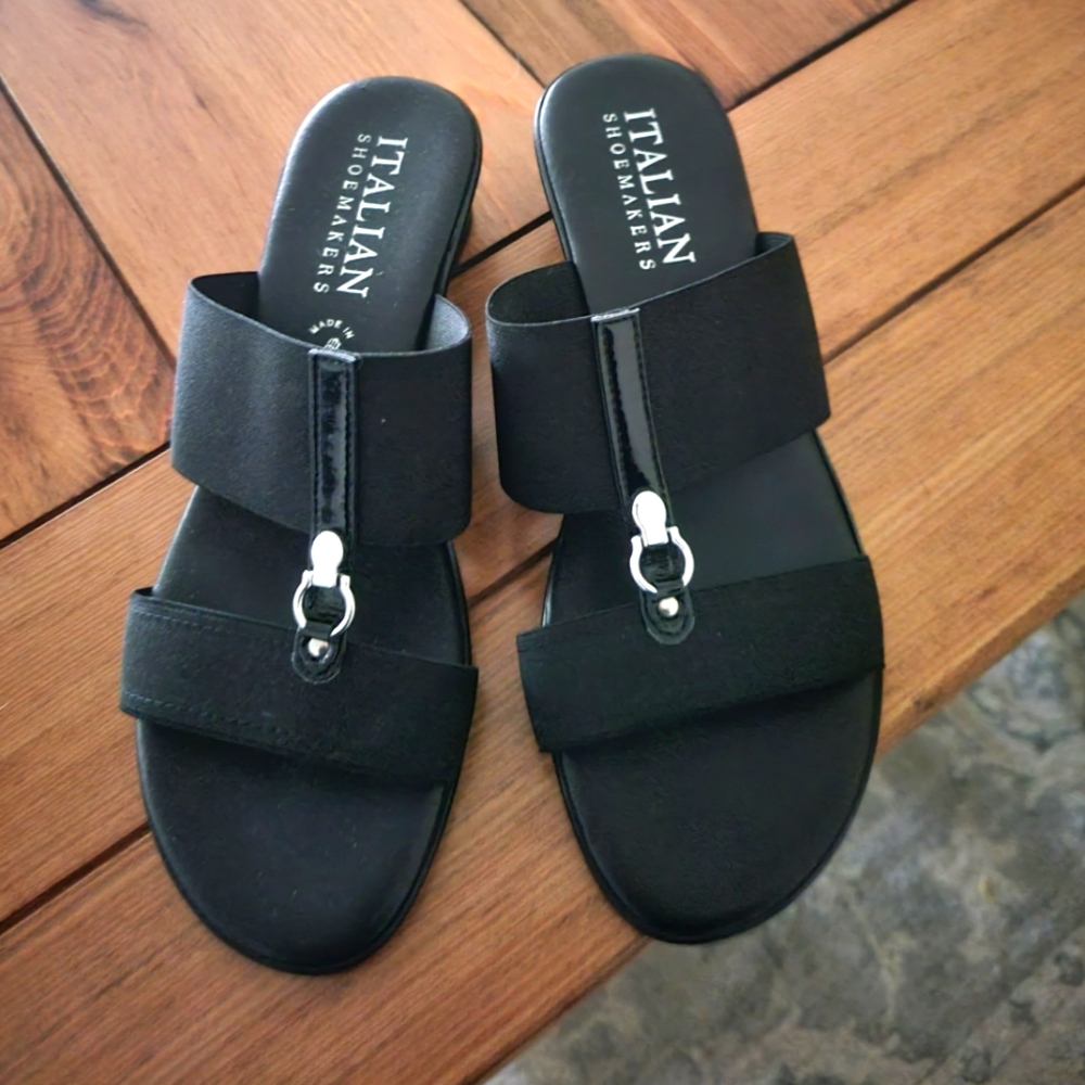 Italian Shoemaker summer time sandal wedges